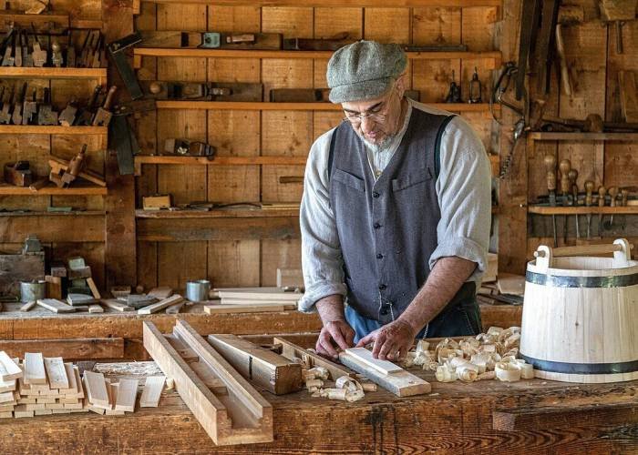 Der Schreiner und die Holzarbeiten von 1875, historisches akadisches Dorf, Bertrand, new brunswick, kanada, nordamerika